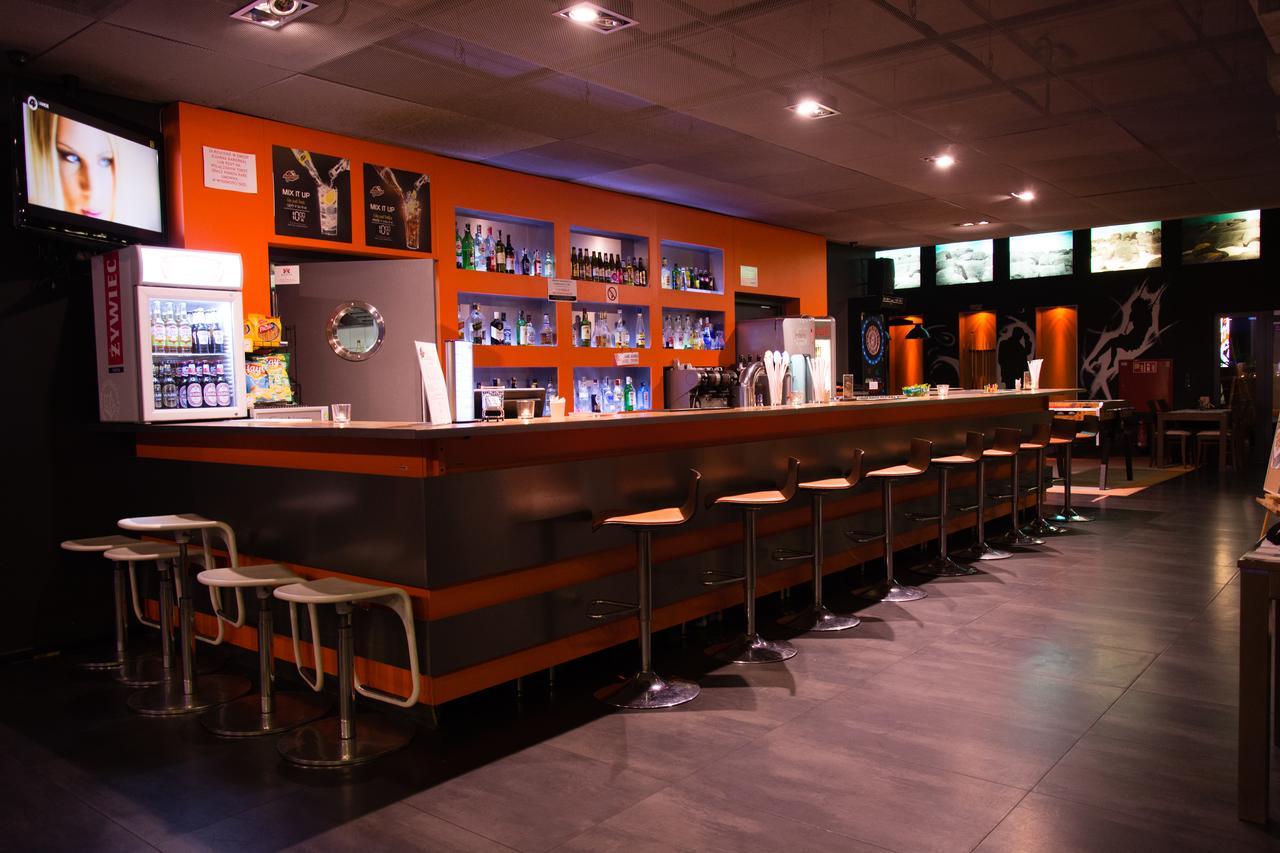 Kukubara Bowling Center Hotel Myszkow Ngoại thất bức ảnh