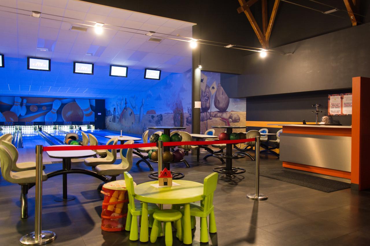 Kukubara Bowling Center Hotel Myszkow Ngoại thất bức ảnh