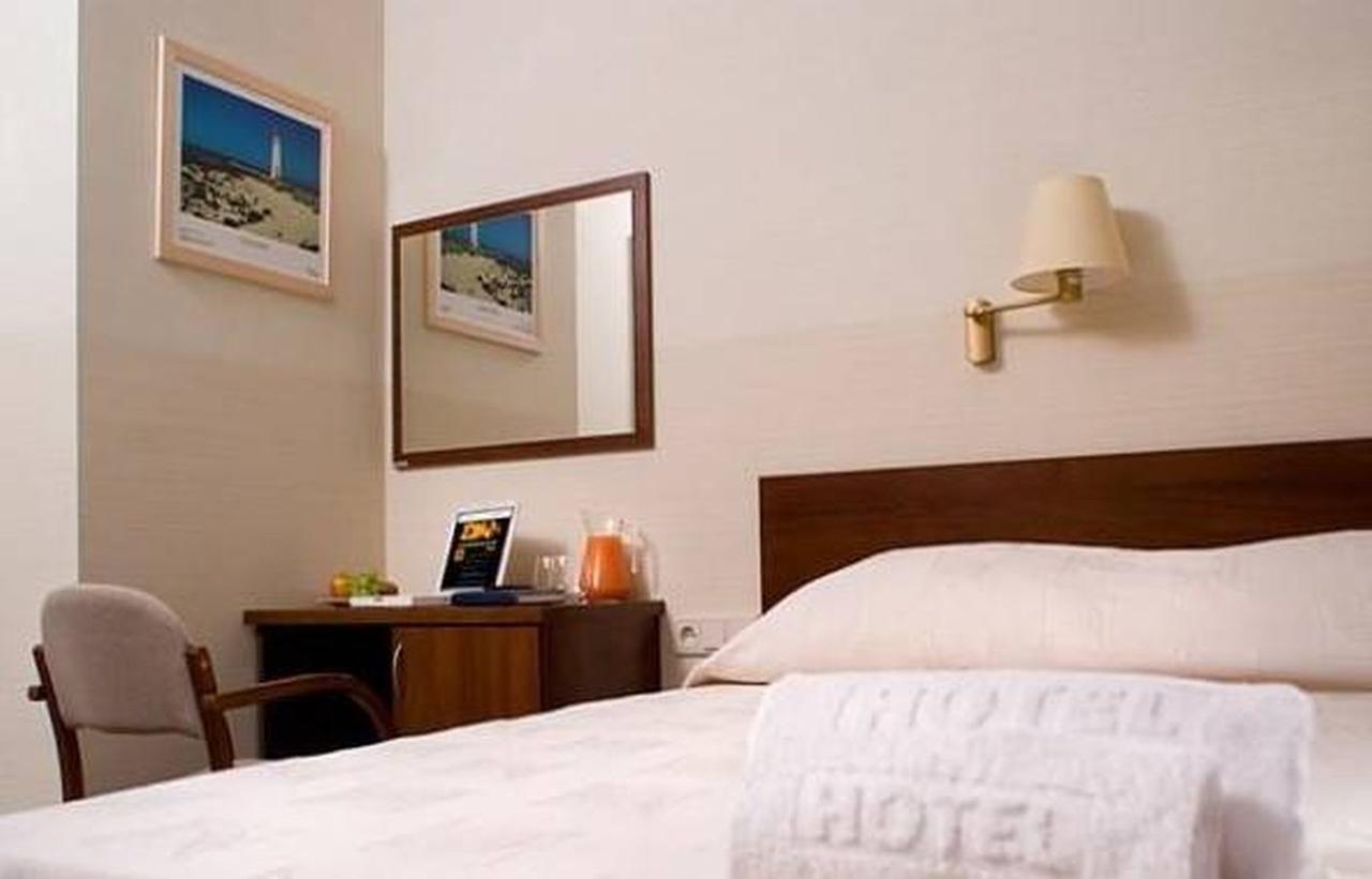 Kukubara Bowling Center Hotel Myszkow Ngoại thất bức ảnh